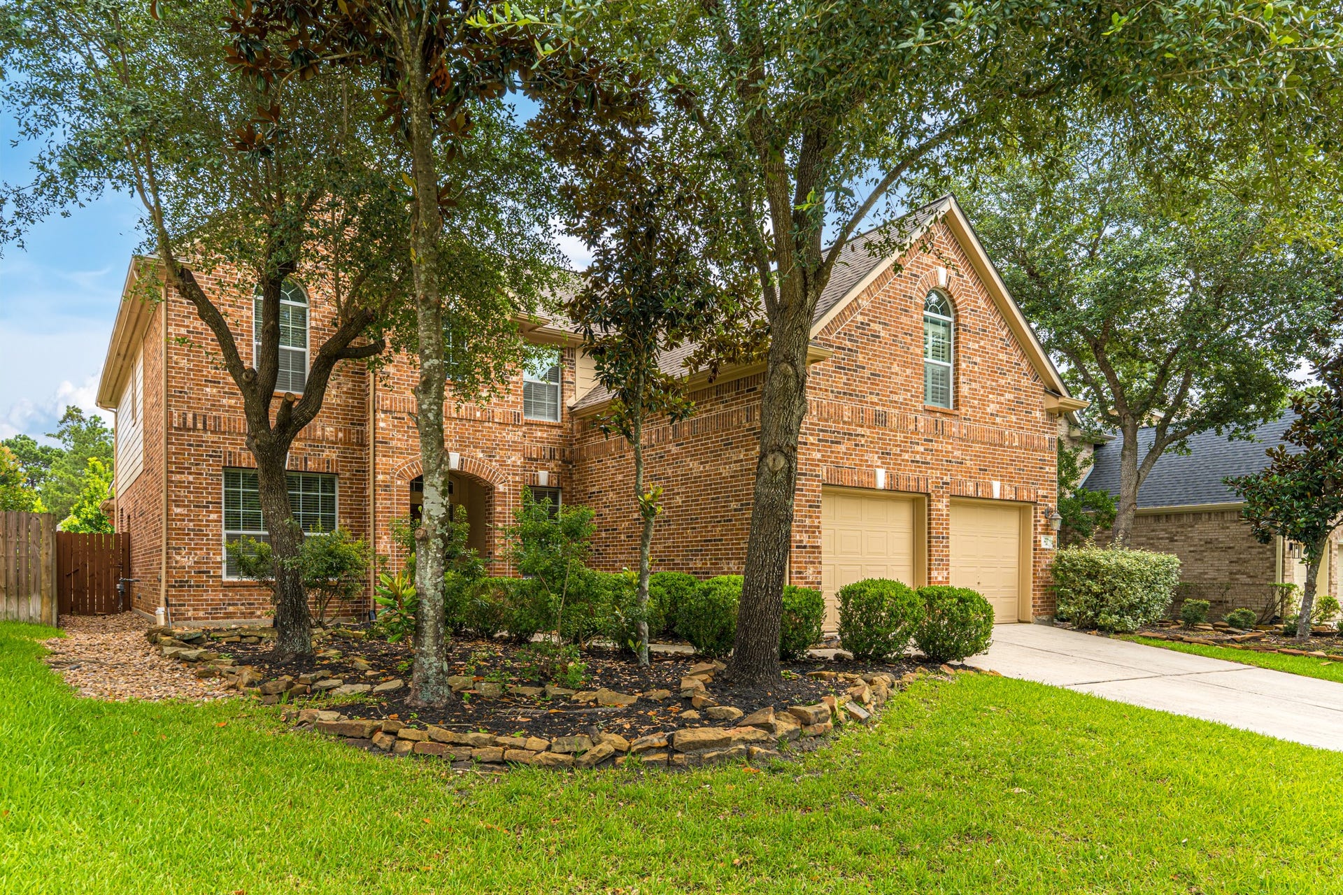 22 Frontera Circle, The Woodlands, TX 77382 22 Frontera Circle, The Woodlands, TX 77382