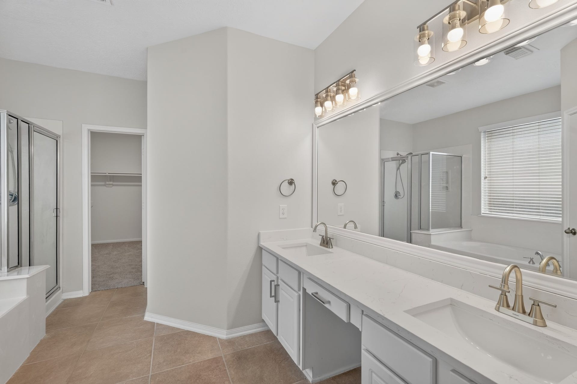 22 Frontera Circle, The Woodlands, TX 77382 22 Frontera Circle, The Woodlands, TX 77382