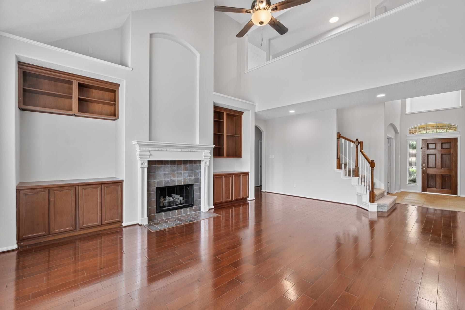 22 Frontera Circle, The Woodlands, TX 77382 22 Frontera Circle, The Woodlands, TX 77382