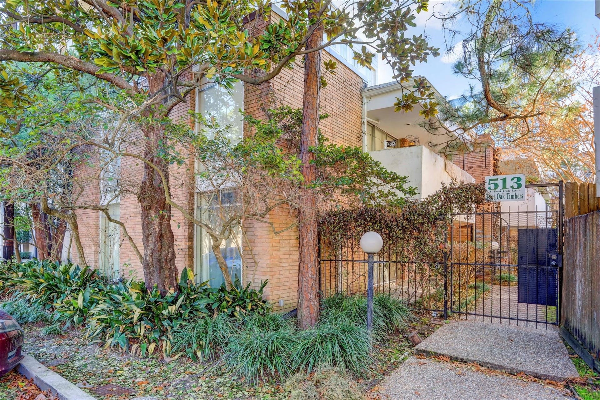 513 S Post Oak Lane, #5206, Houston, TX 77056 513 S Post Oak Lane, #5206, Houston, TX 77056
