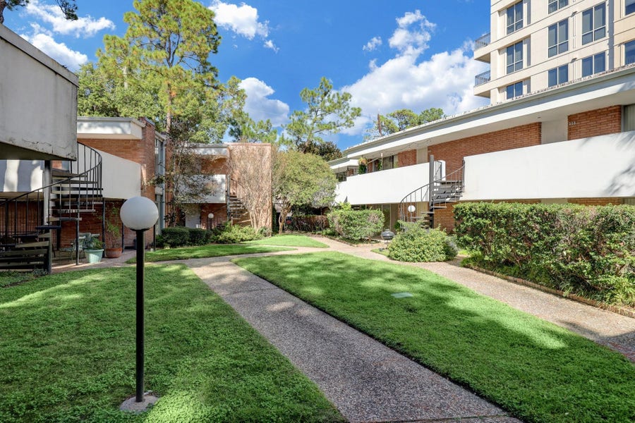 Property photo for 513 S Post Oak Lane, #5206, Houston, TX