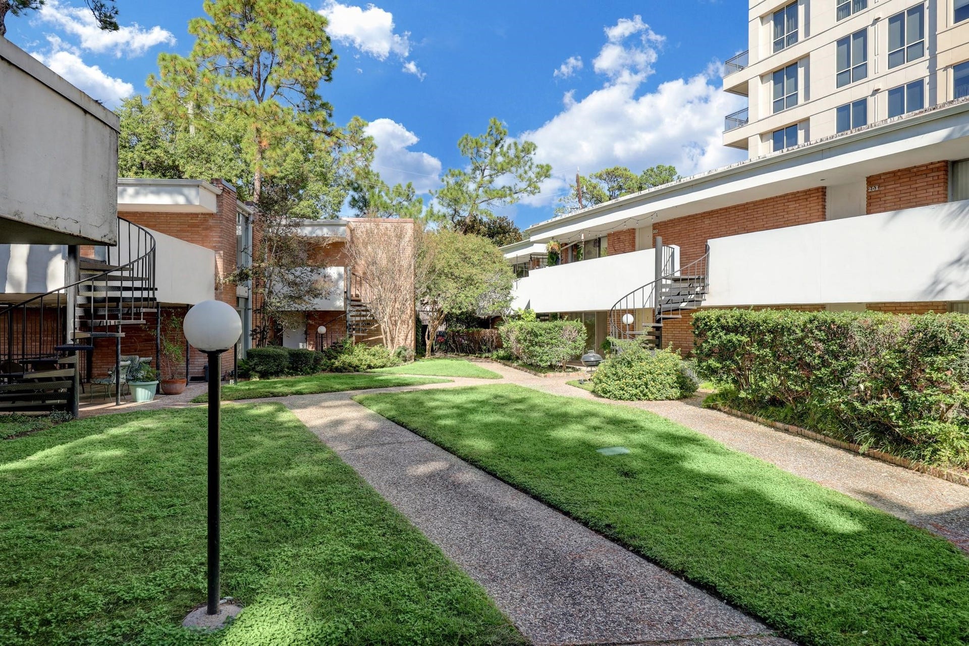 513 S Post Oak Lane, #5206, Houston, TX 77056 513 S Post Oak Lane, #5206, Houston, TX 77056