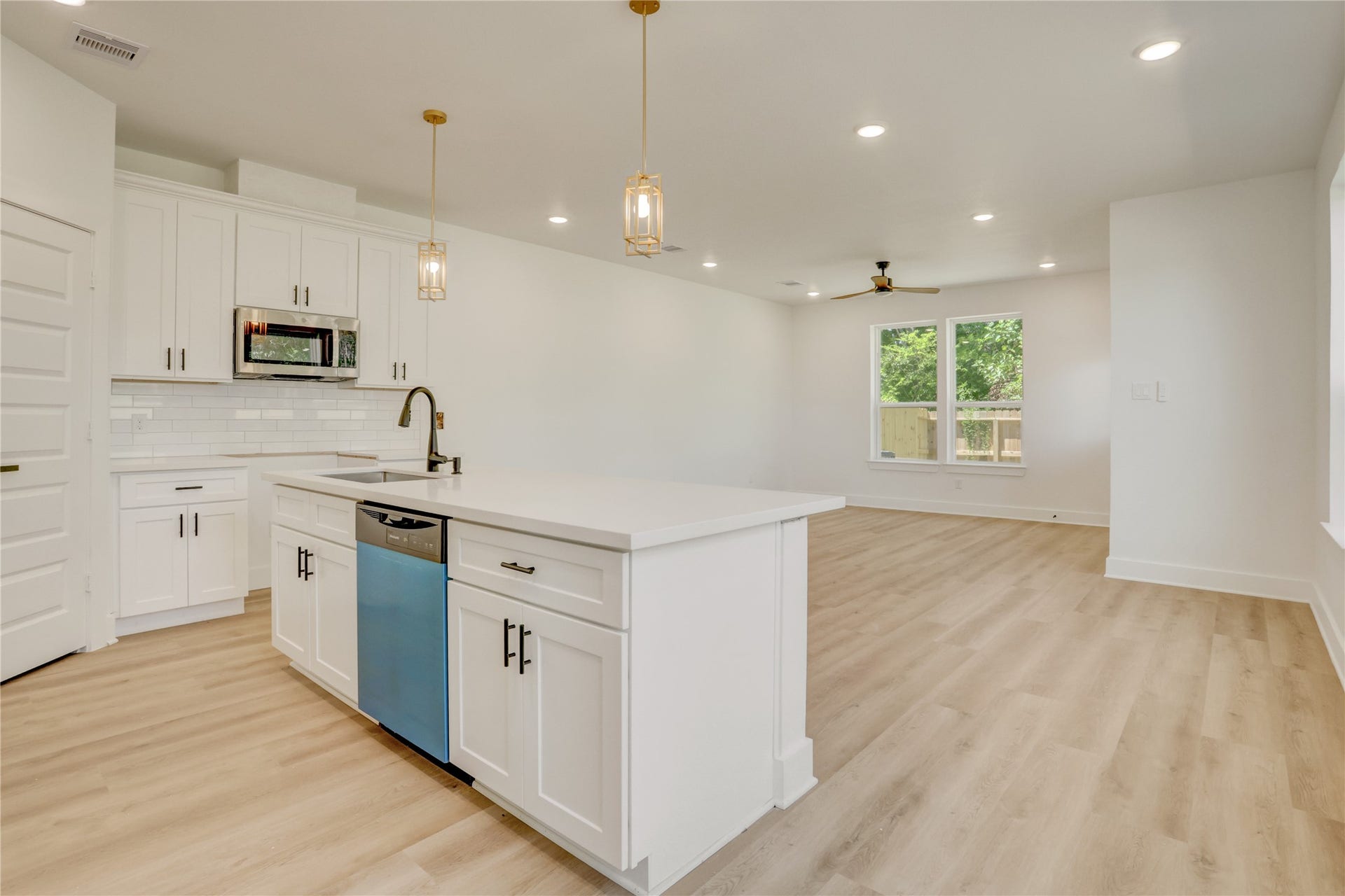 5317 Nielan Street, #A-B, Houston, TX 77028 5317 Nielan Street, #A-B, Houston, TX 77028