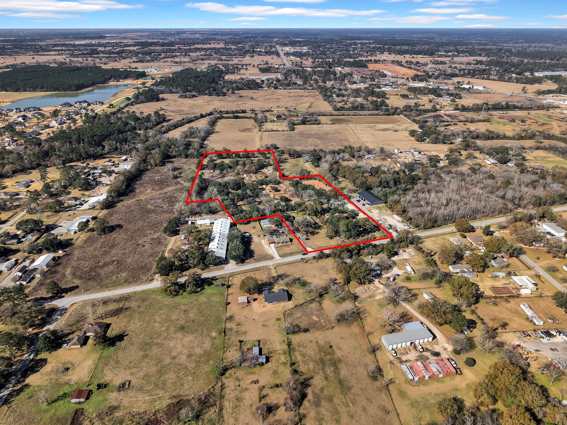 27815 Calvert Road, Tomball, TX 77377 27815 Calvert Road, Tomball, TX 77377