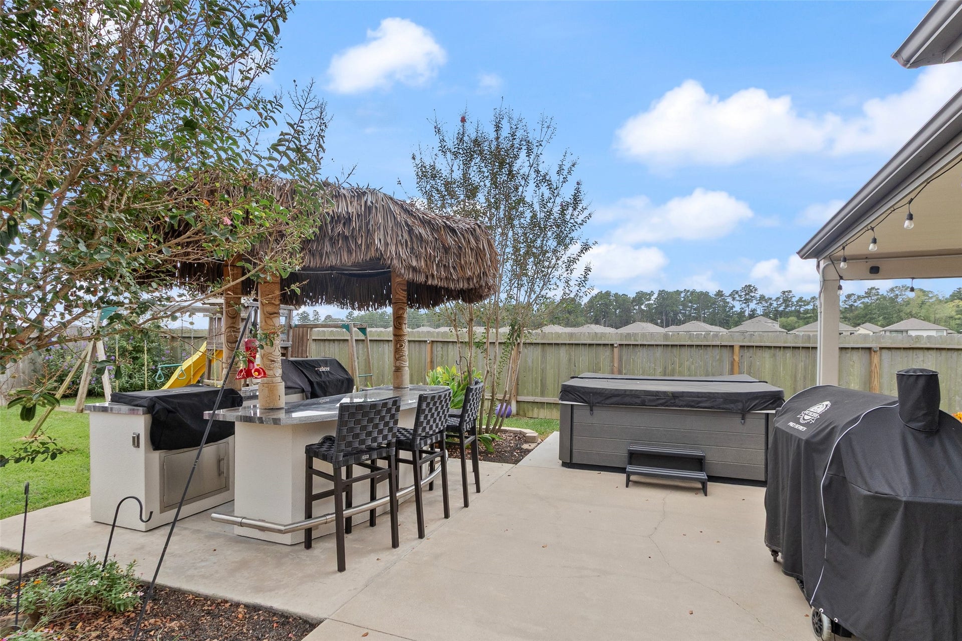 123 Carriage Court, Magnolia, TX 77354 123 Carriage Court, Magnolia, TX 77354