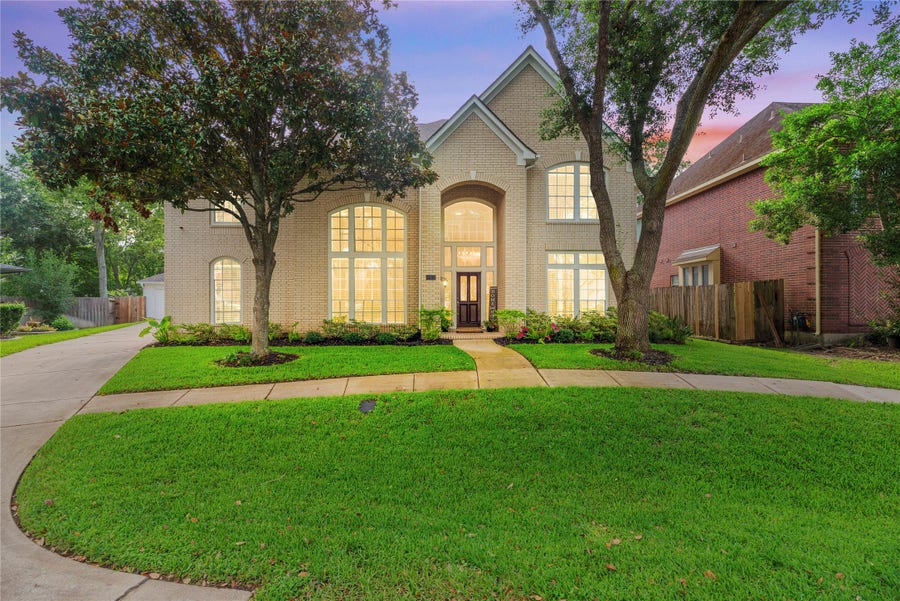 Property photo for 3806 Westall Lane, Missouri City, TX