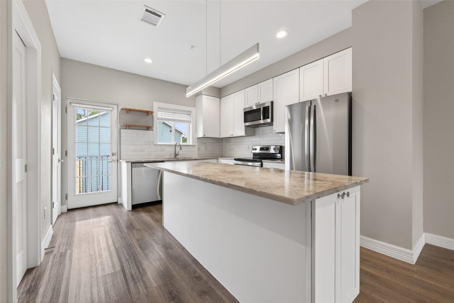 Property photo for 5262 Ella Boulevard, #104, Houston, TX