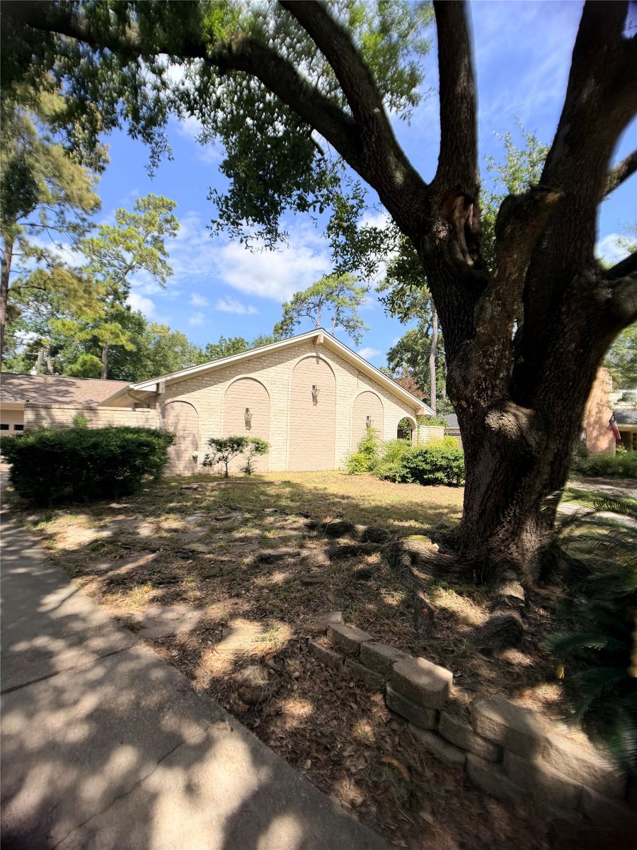 Property photo for 5342 Lawn Arbor Drive, Houston, TX