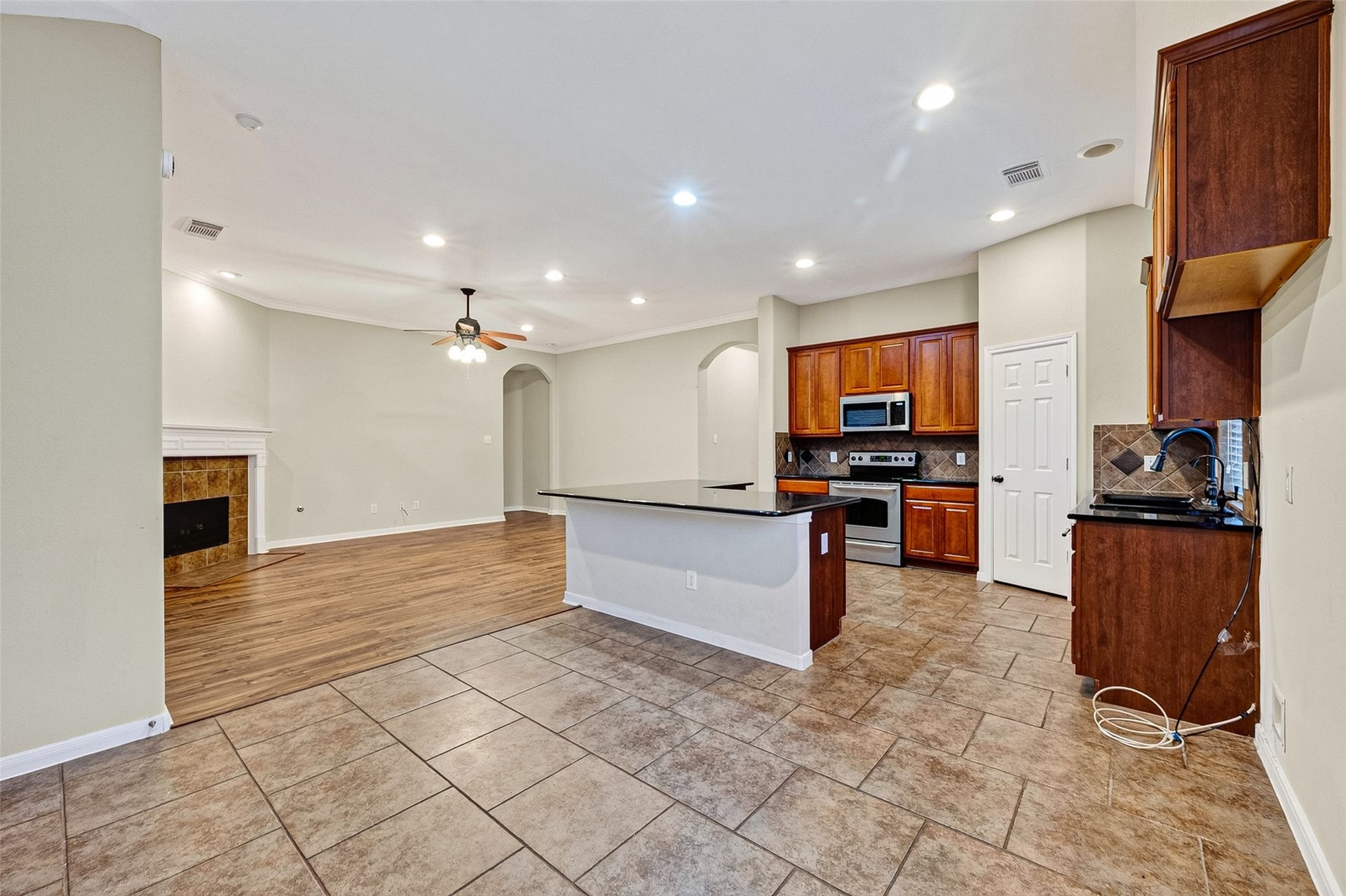 24222 Lake Path Circle, Katy, TX 77493 24222 Lake Path Circle, Katy, TX 77493
