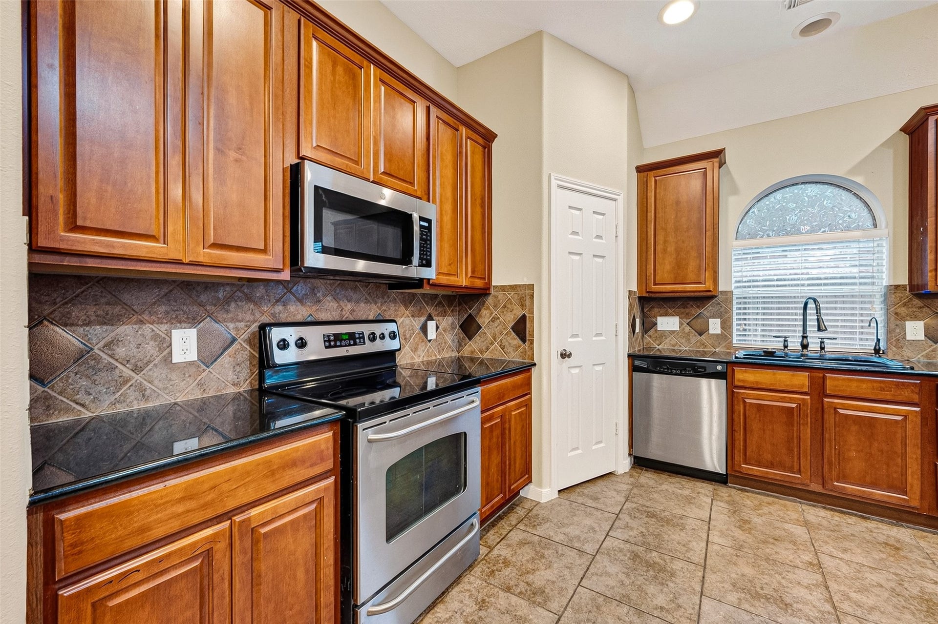 24222 Lake Path Circle, Katy, TX 77493 24222 Lake Path Circle, Katy, TX 77493