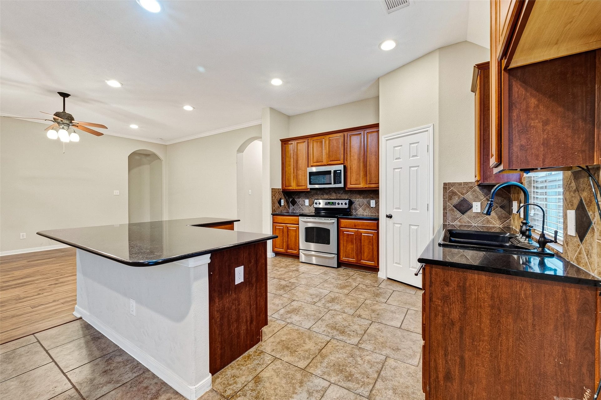 24222 Lake Path Circle, Katy, TX 77493 24222 Lake Path Circle, Katy, TX 77493
