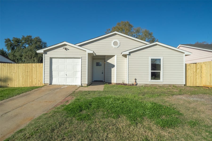 Property photo for 24302 Jumping Jay Drive, Hockley, TX