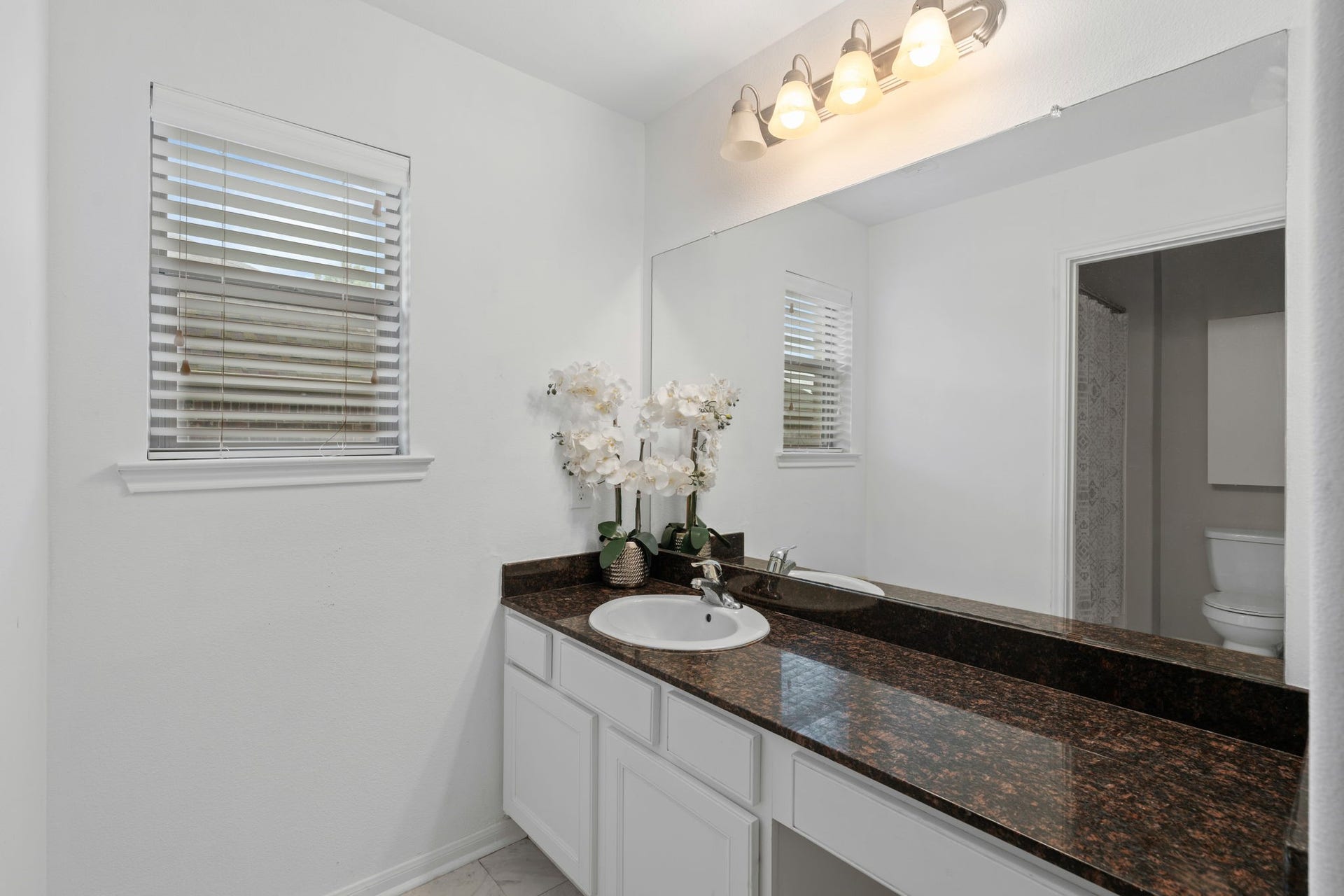 20410 Trumbull Ridge Drive, Cypress, TX 77433 3rd bathroom