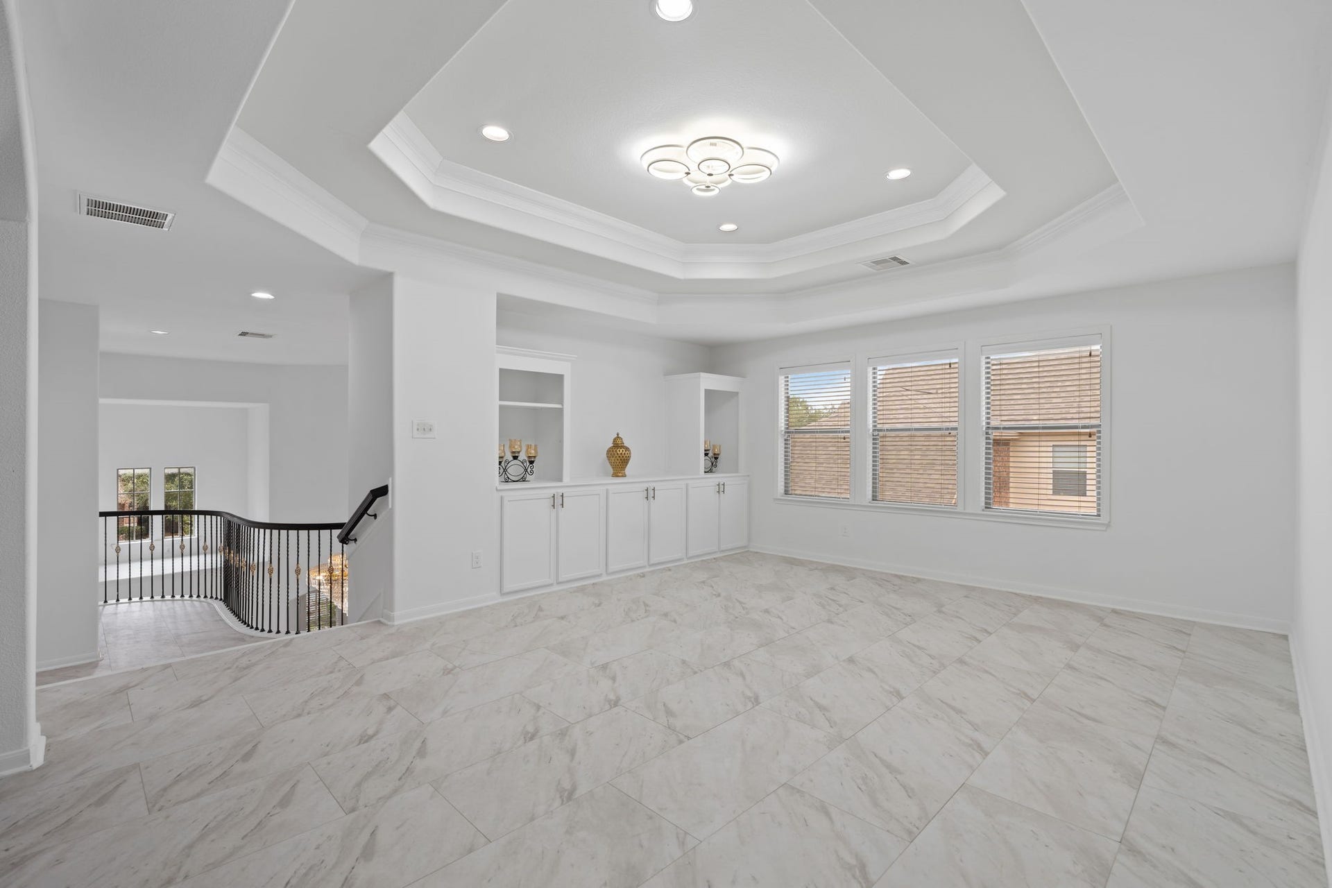 20410 Trumbull Ridge Drive, Cypress, TX 77433 Very spacious game room with built in shelves