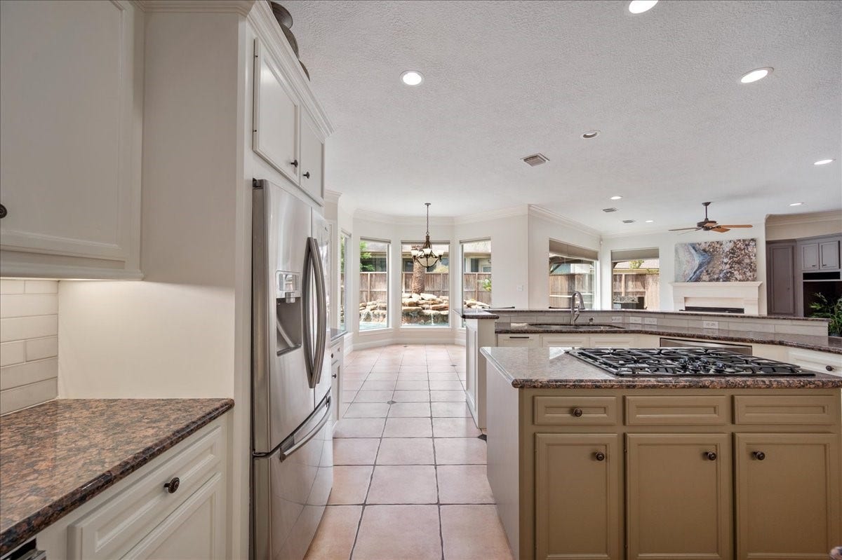 7118 Sedona Hills, Houston, TX 77069
