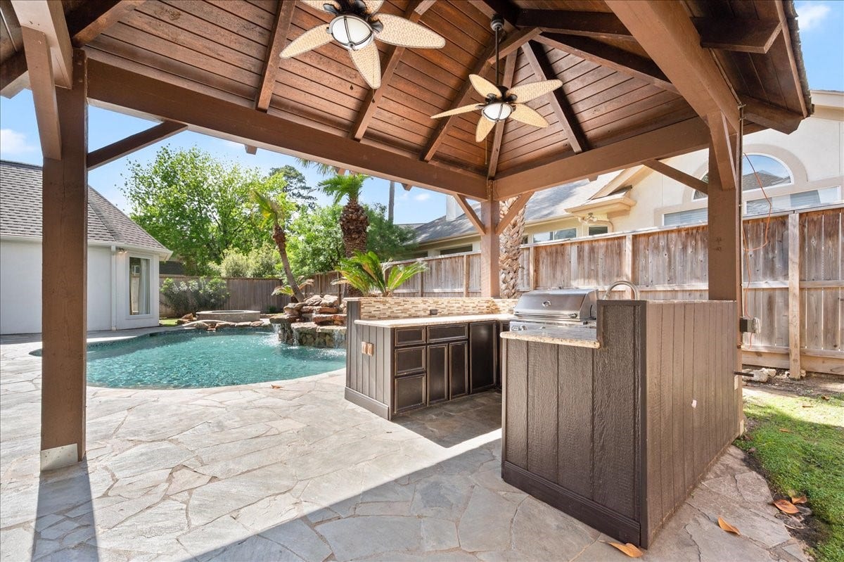 7118 Sedona Hills, Houston, TX 77069