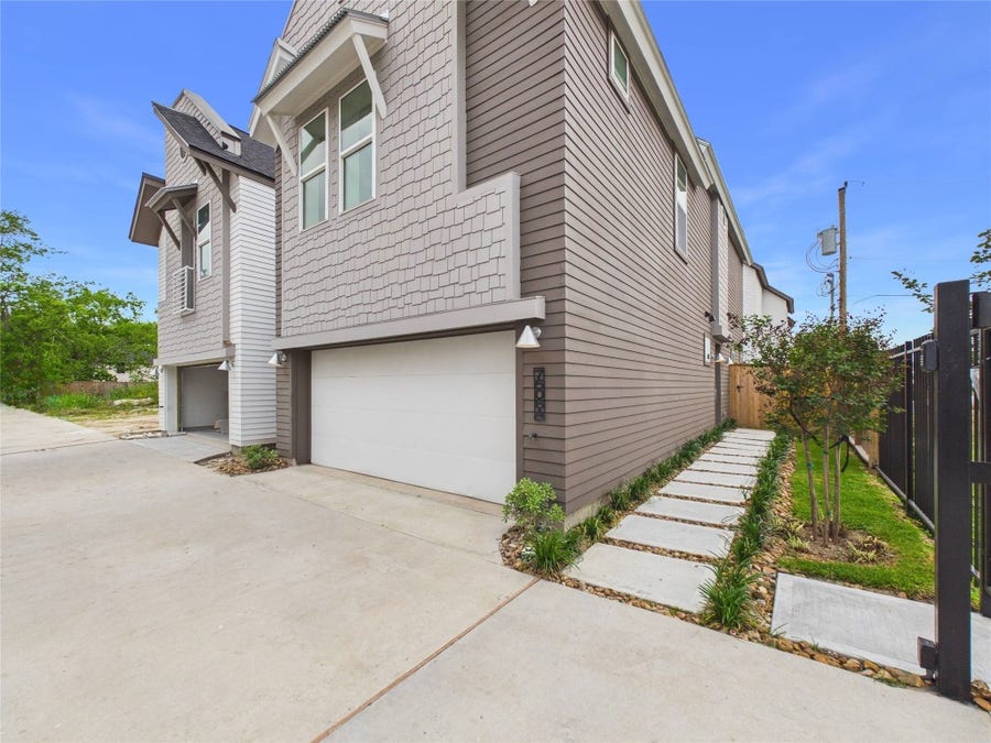 Property photo for 7506 Carver Road, #A, Houston, TX