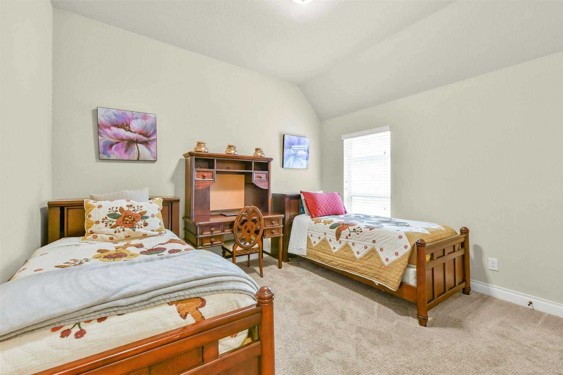 3011 Sunrise Run Lane, Pearland, TX 77584 Second secondary bedroom