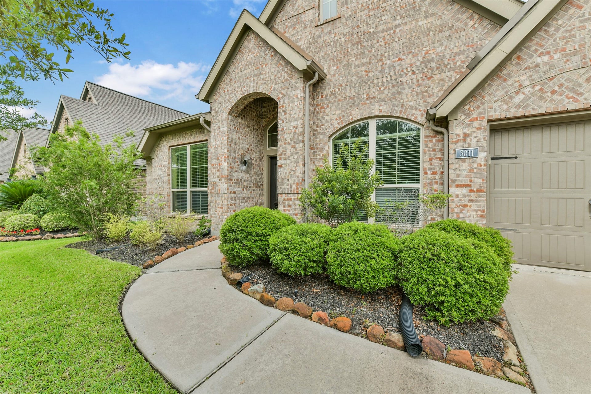 3011 Sunrise Run Lane, Pearland, TX 77584 3011 Sunrise Run Lane, Pearland, TX 77584