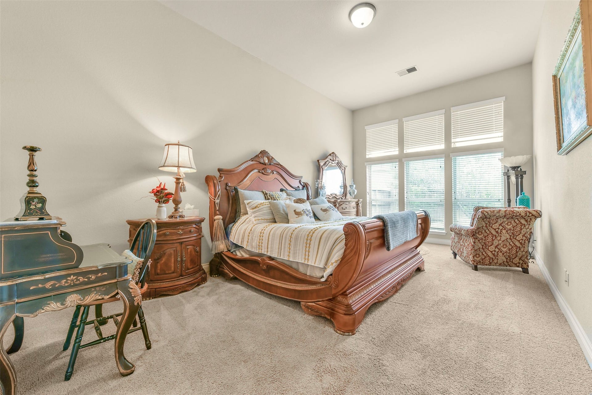3011 Sunrise Run Lane, Pearland, TX 77584 Primary bedroom