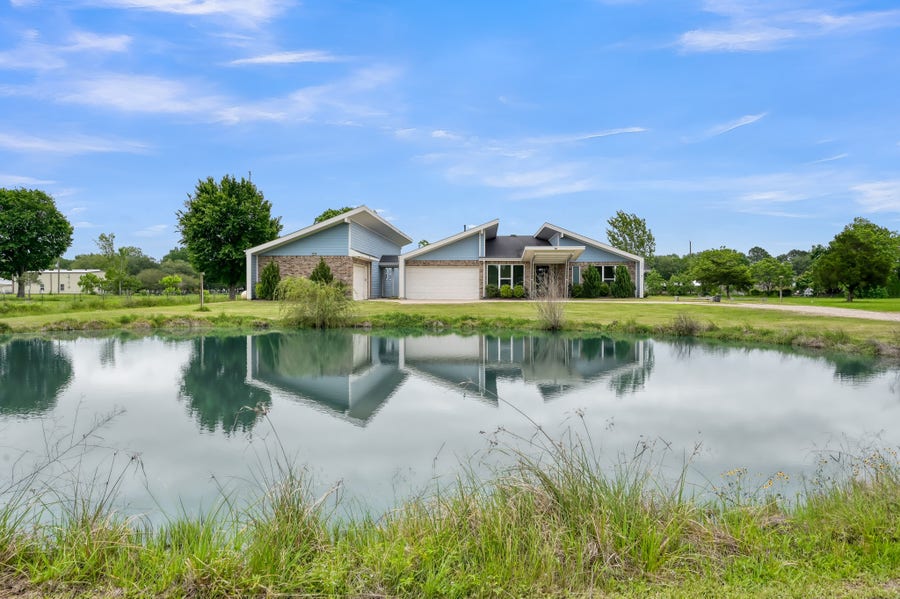 Property photo for 6309 N Mallard Drive, Fulshear, TX