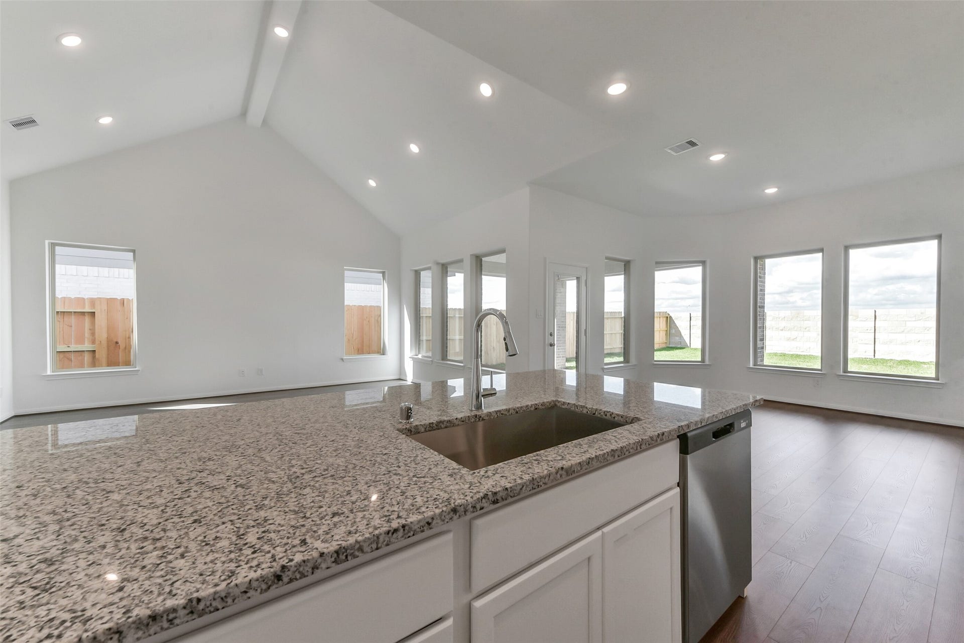 3496 Mount Scenery Lane, Dayton, TX 77535 3496 Mount Scenery Lane, Dayton, TX 77535