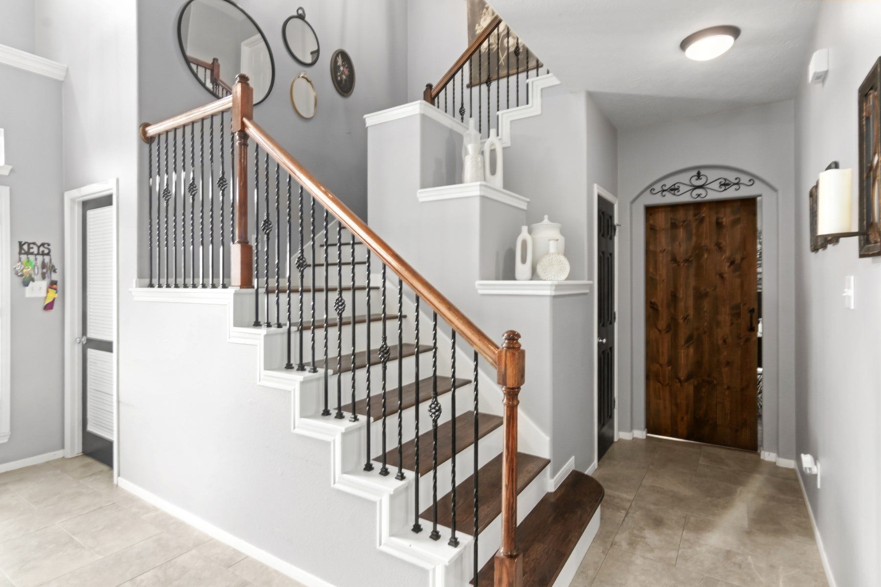 2209 Lisa Lane, Deer Park, TX 77536 Custom door added to office space.