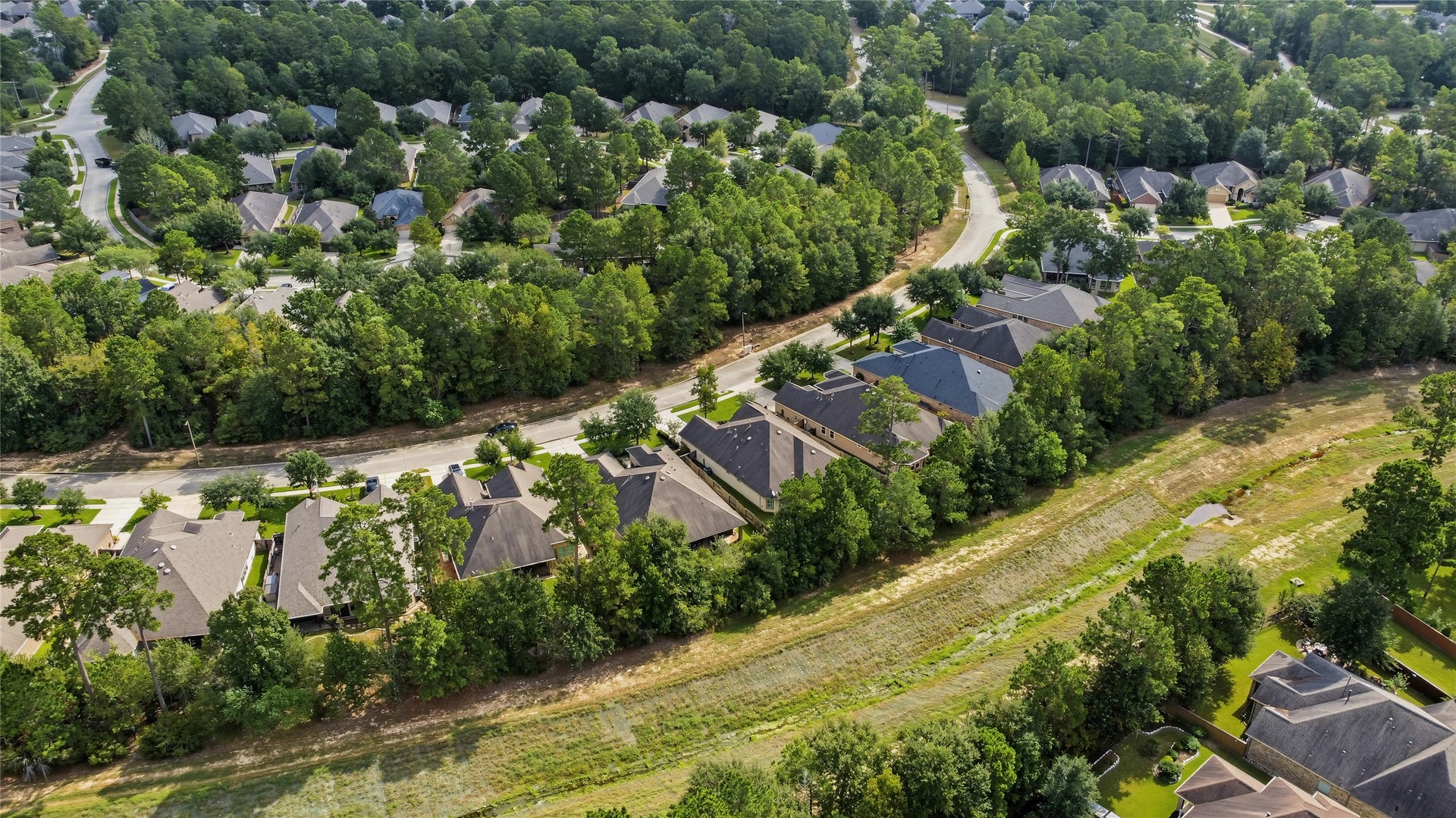 127 Mountain Laurel Drive, Montgomery, TX 77316