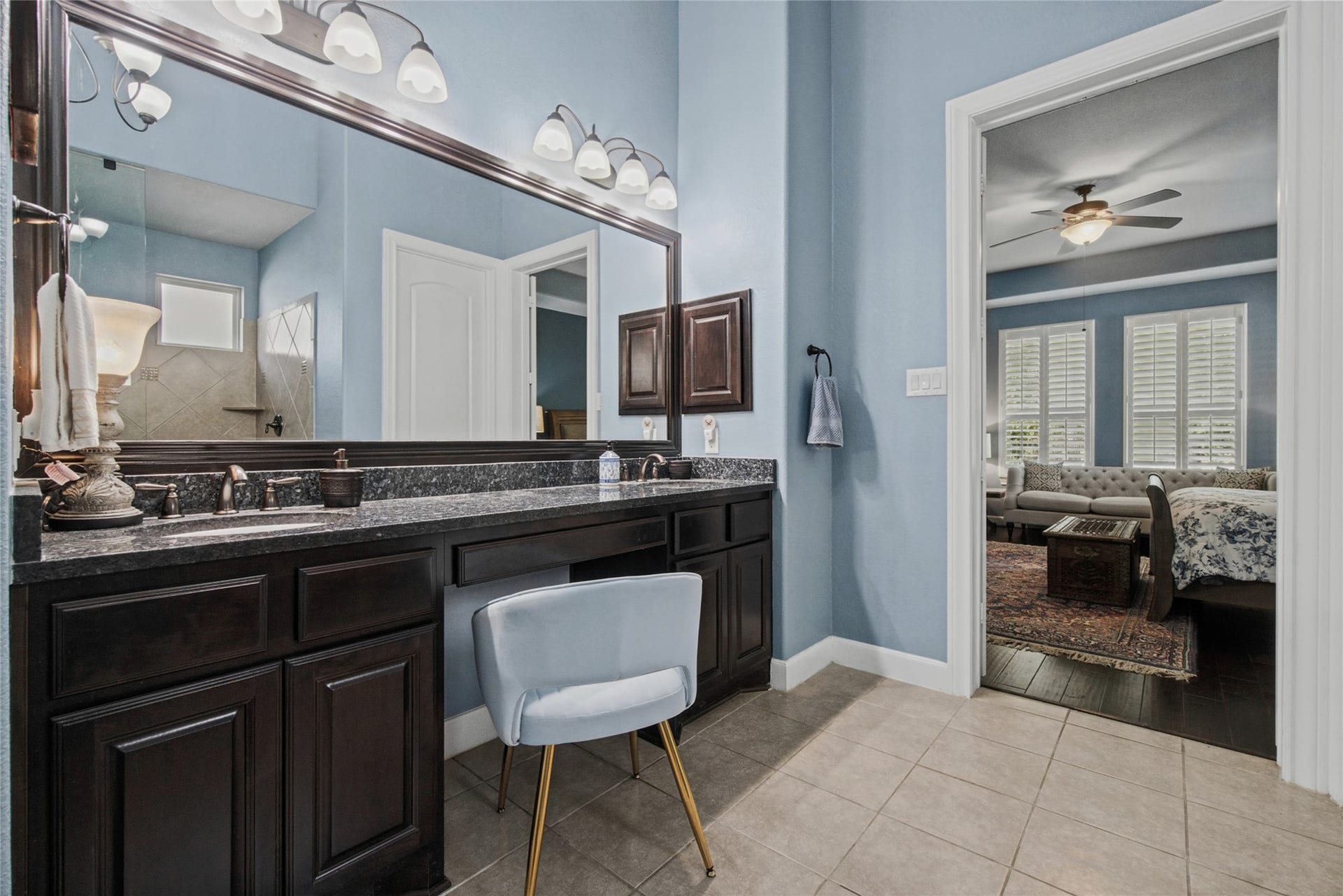 127 Mountain Laurel Drive, Montgomery, TX 77316