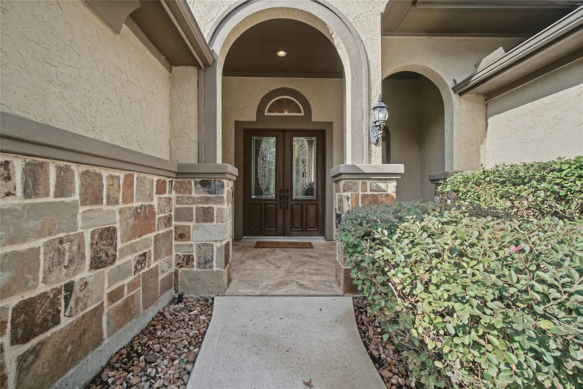 127 Mountain Laurel Drive, Montgomery, TX 77316