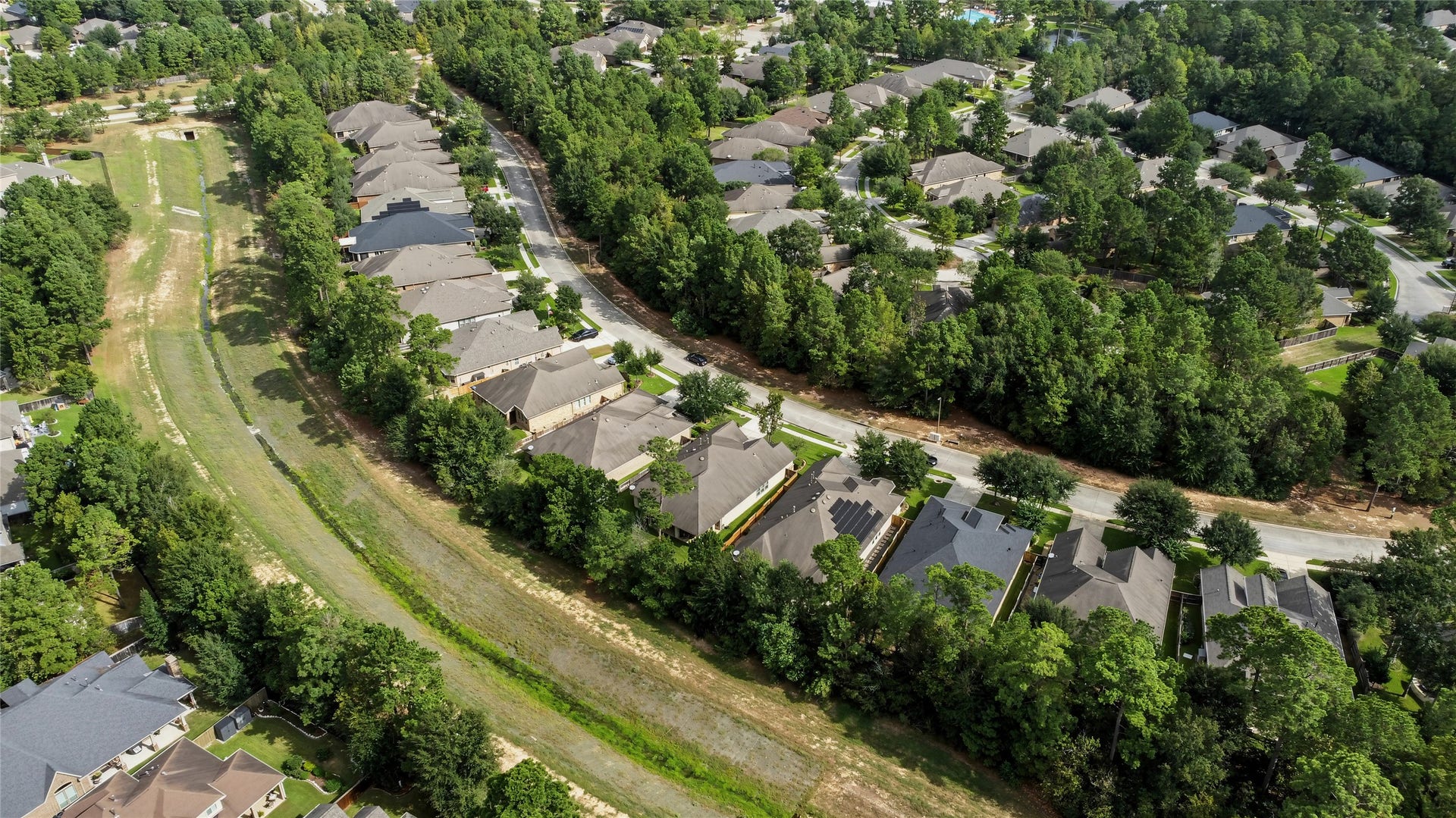 127 Mountain Laurel Drive, Montgomery, TX 77316