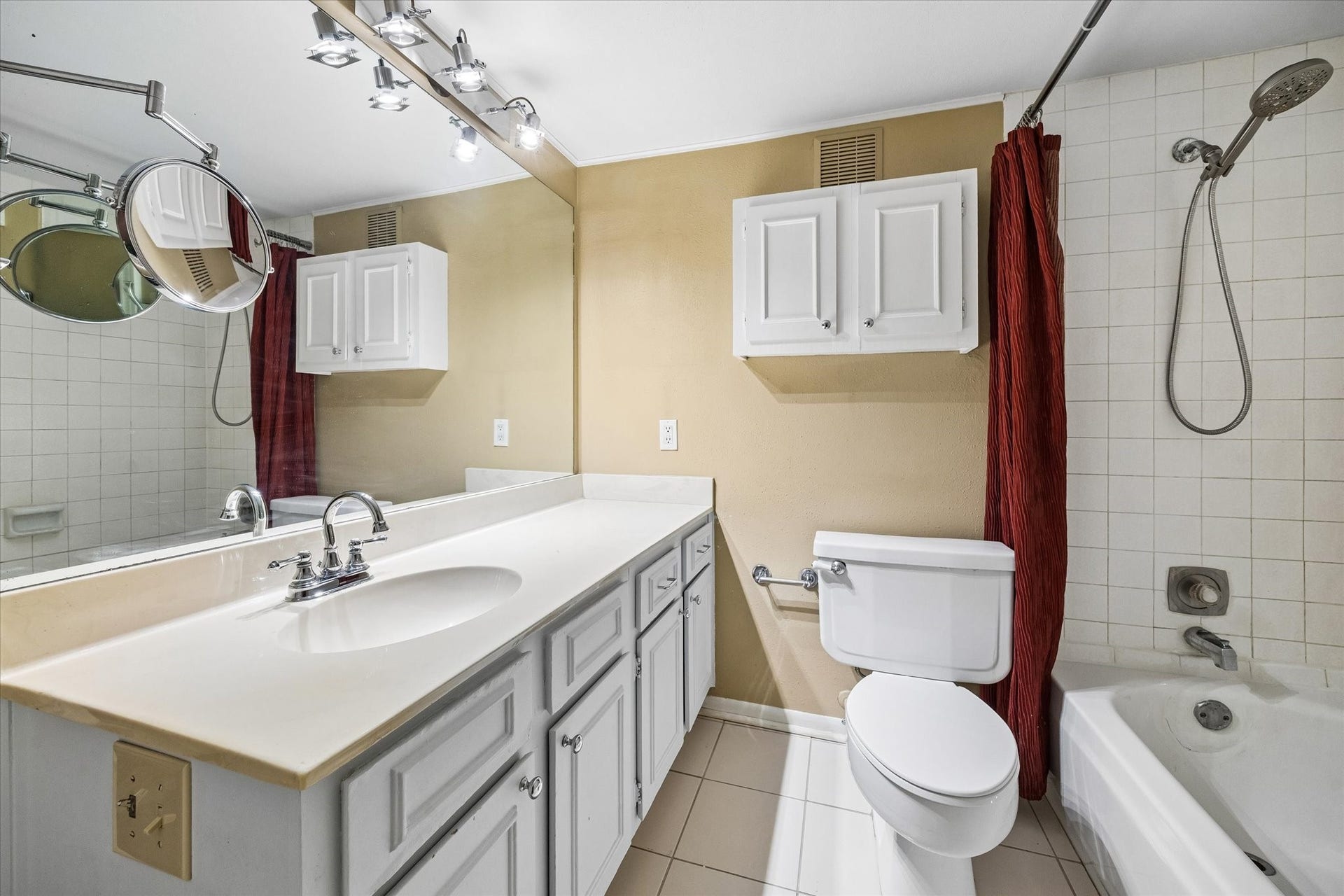 1601 S Shepherd Drive, #272, Houston, TX 77019