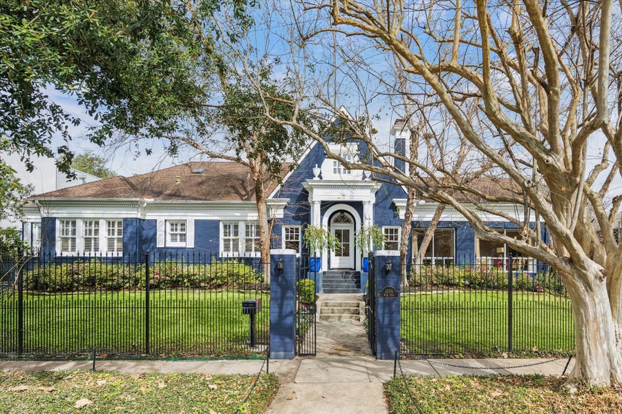 Property photo for 1206 Hyde Park Boulevard, Houston, TX