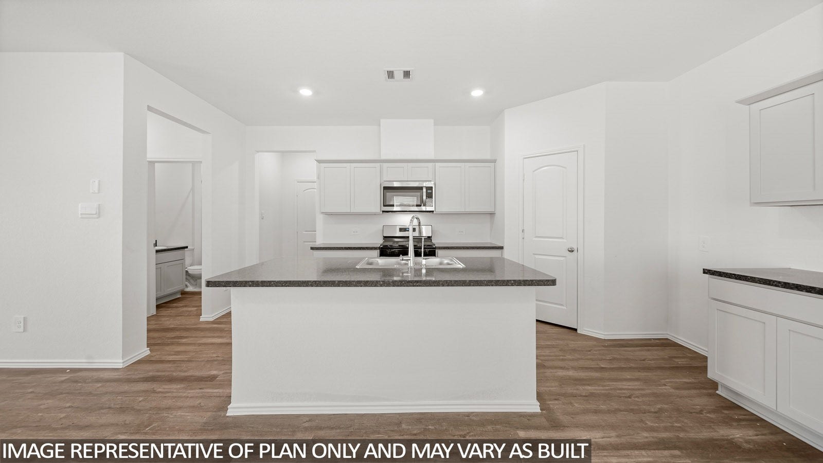 1934 W Stroker Road, Crosby, TX 77532