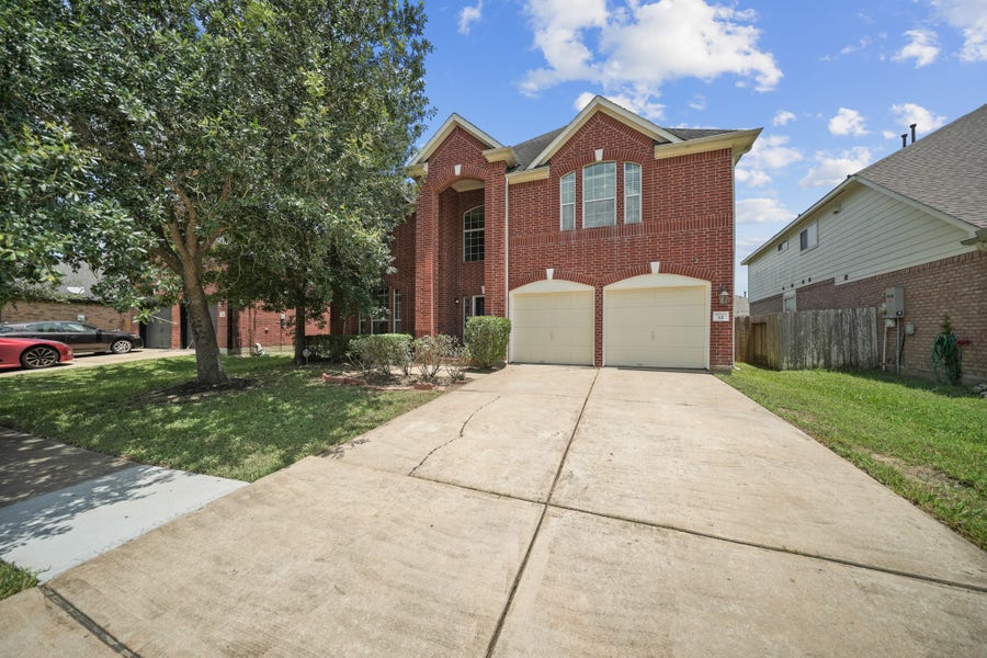 Property photo for 12 Palomar Drive, Manvel, TX