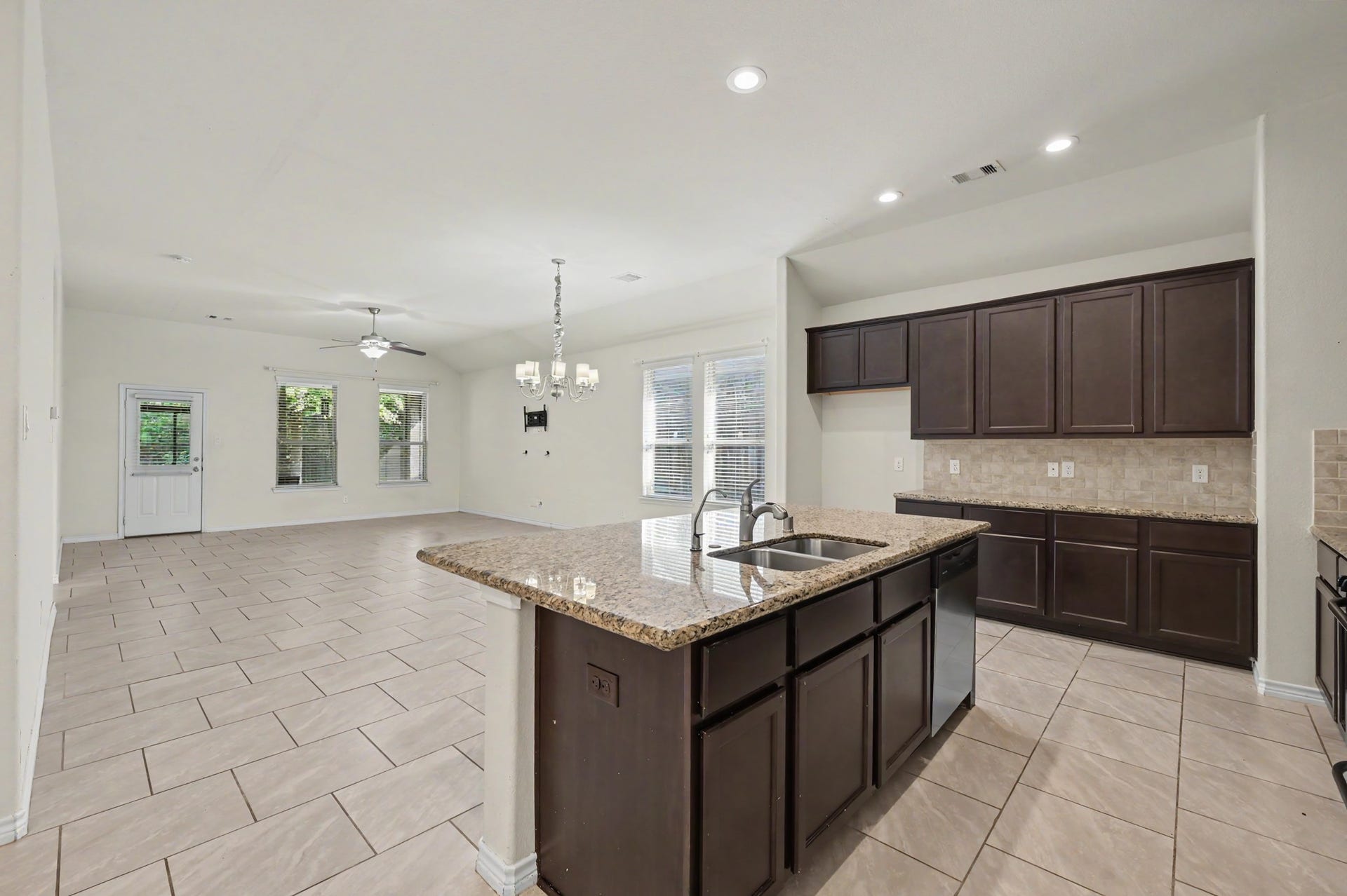 12250 Antilles Lane, Conroe, TX 77304