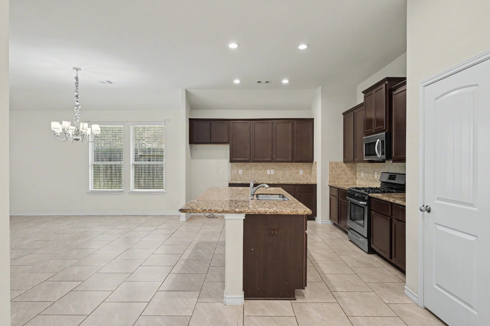 12250 Antilles Lane, Conroe, TX 77304
