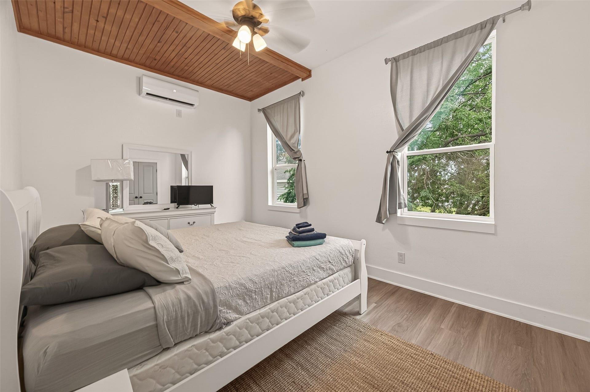 2815 Ball Street, Galveston, TX 77550