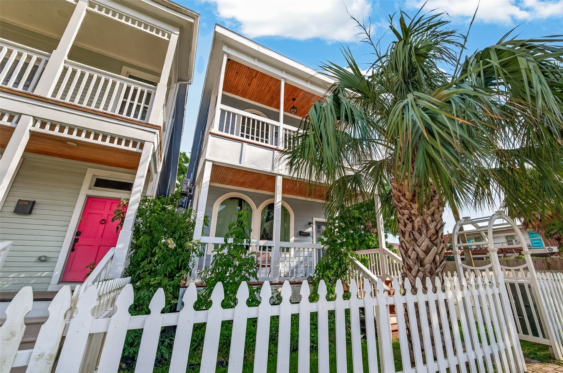 2815 Ball Street, Galveston, TX 77550