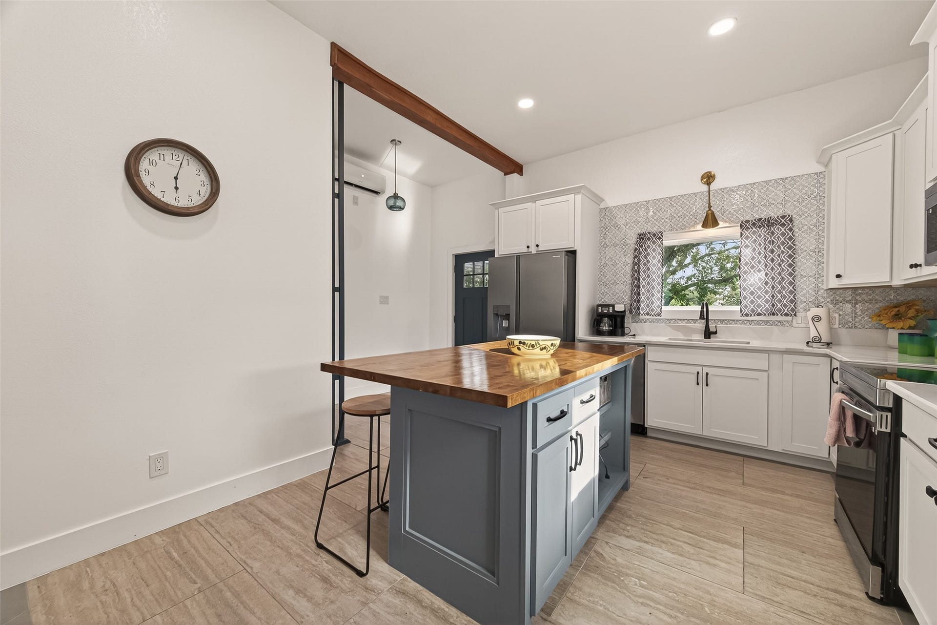 2815 Ball Street, Galveston, TX 77550