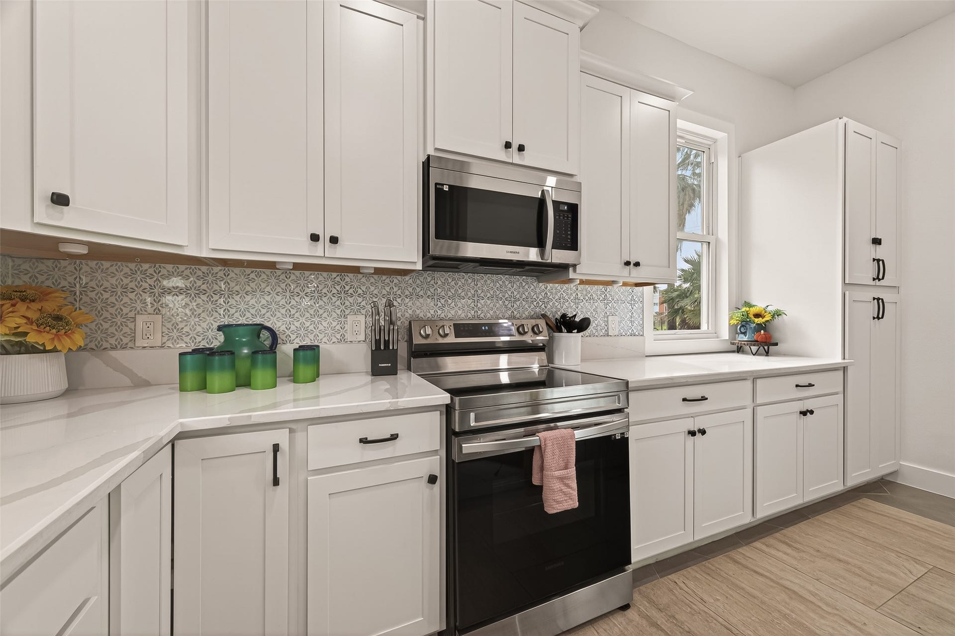 2815 Ball Street, Galveston, TX 77550