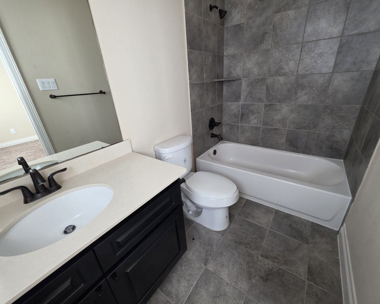 17111 Dewberry Lane, Rosharon, TX 77583 Bathroom 3