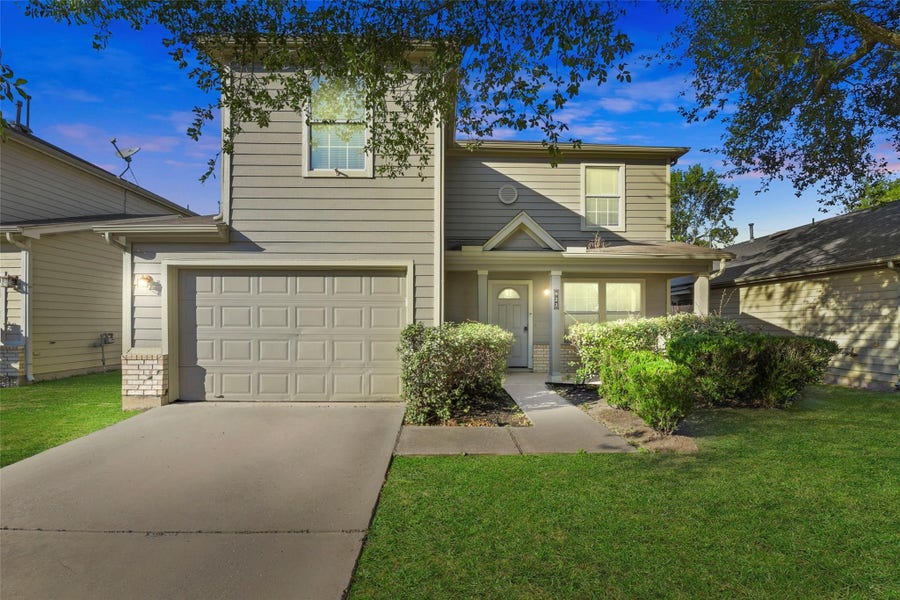 Property photo for 822 Grand Plains Drive, Hockley, TX