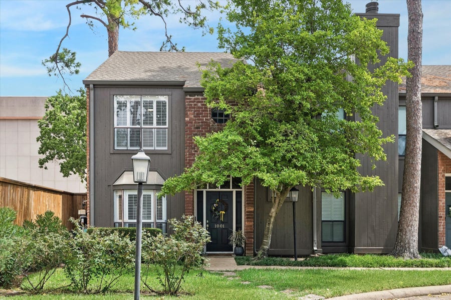 Property photo for 701 Bering Drive, #1001, Houston, TX