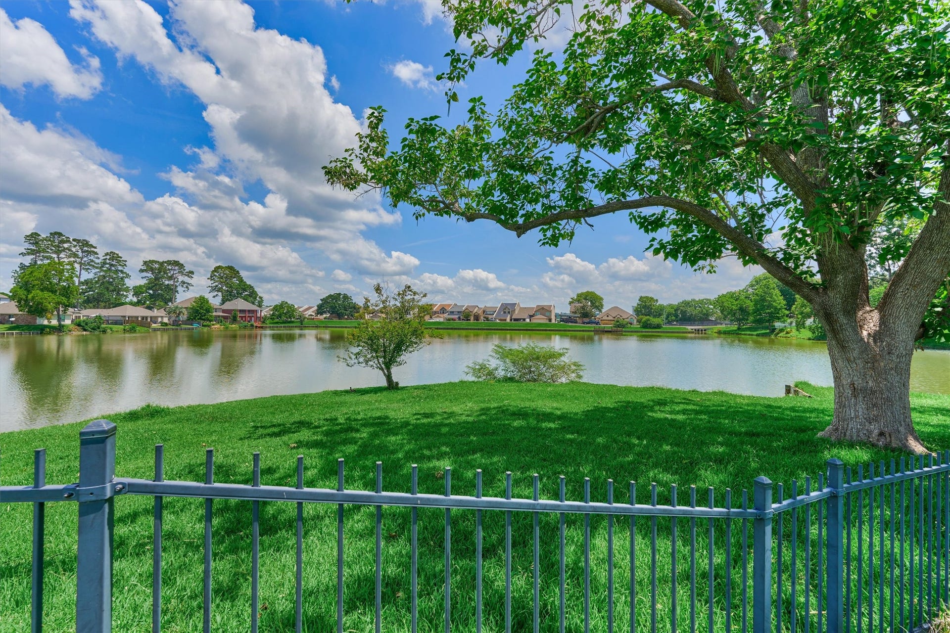 438 Lazy Lane, Montgomery, TX 77356 438 Lazy Lane, Montgomery, TX 77356