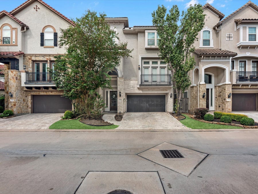 Property photo for 15922 Morgan Street, Sugar Land, TX