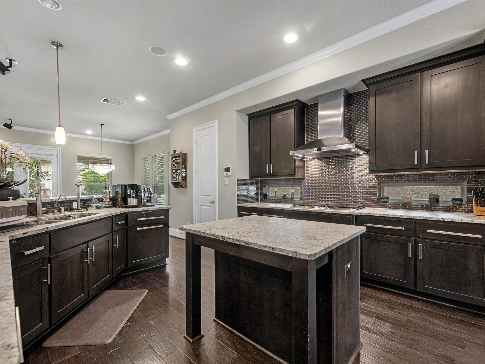15922 Morgan Street, Sugar Land, TX 77478 15922 Morgan Street, Sugar Land, TX 77478