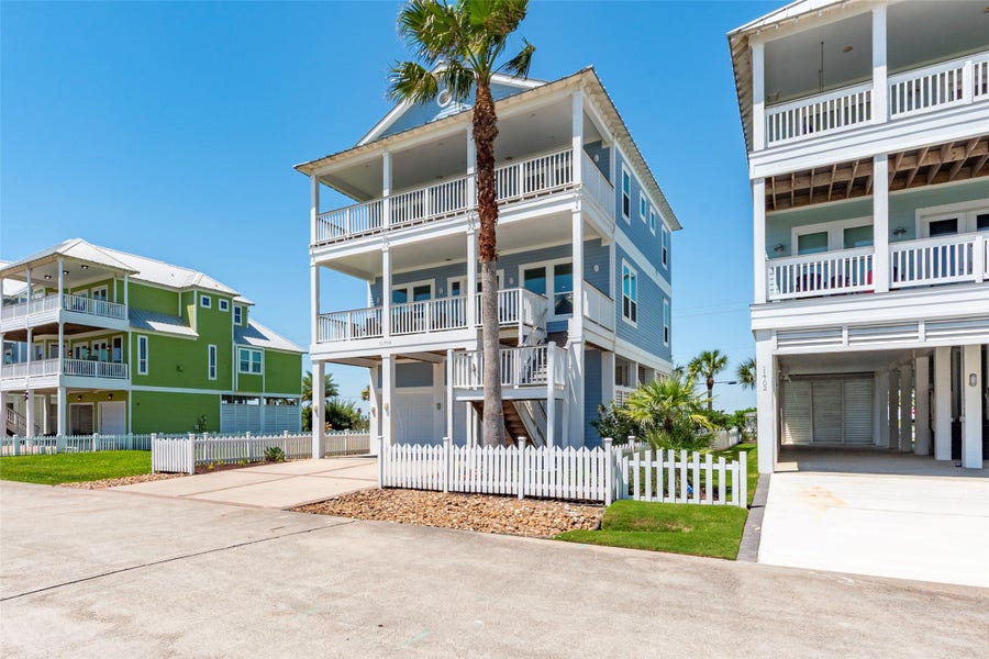 Property photo for 11706 Opihi, Galveston, TX
