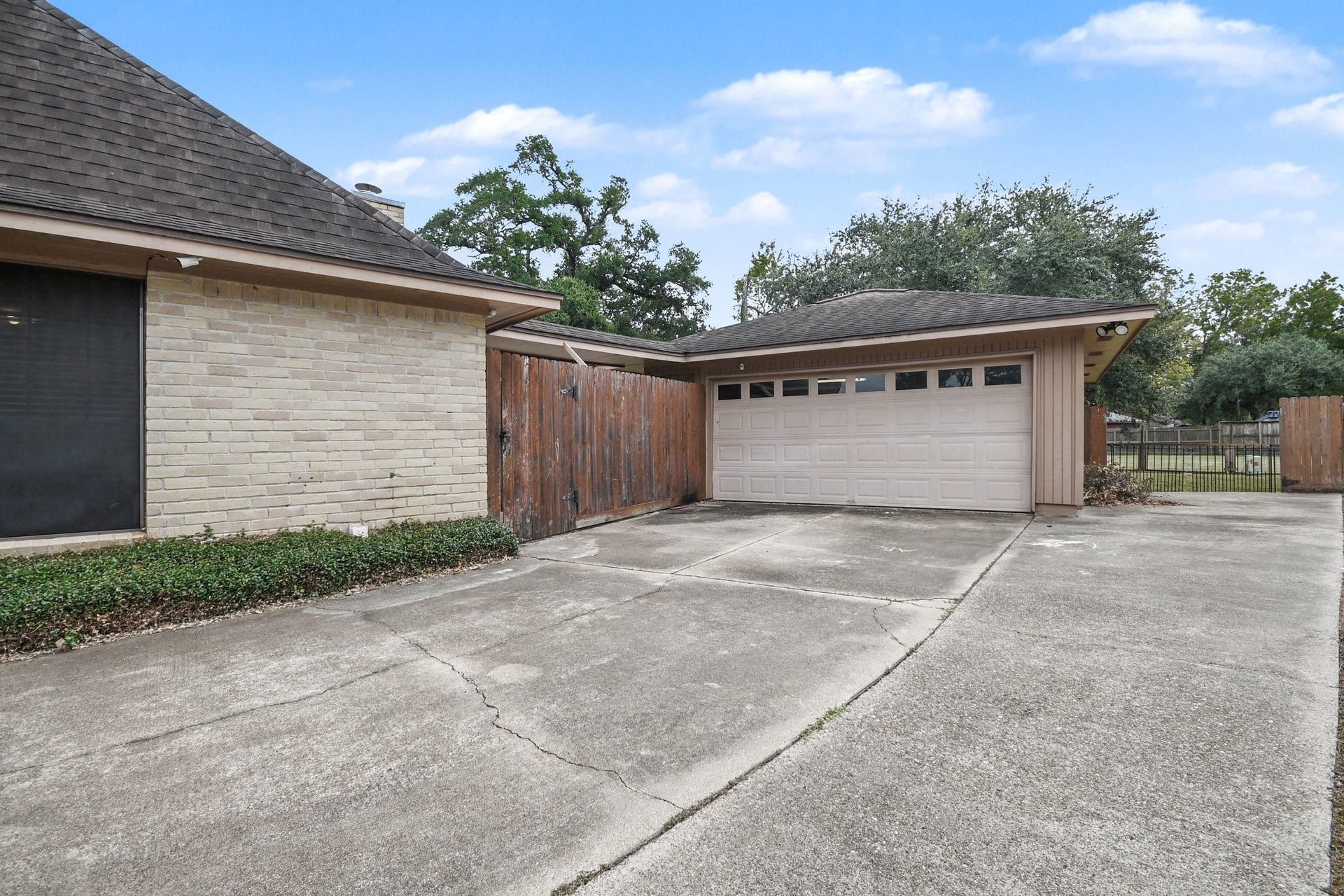 Spacious drive and 2 car garage attached by breezeway