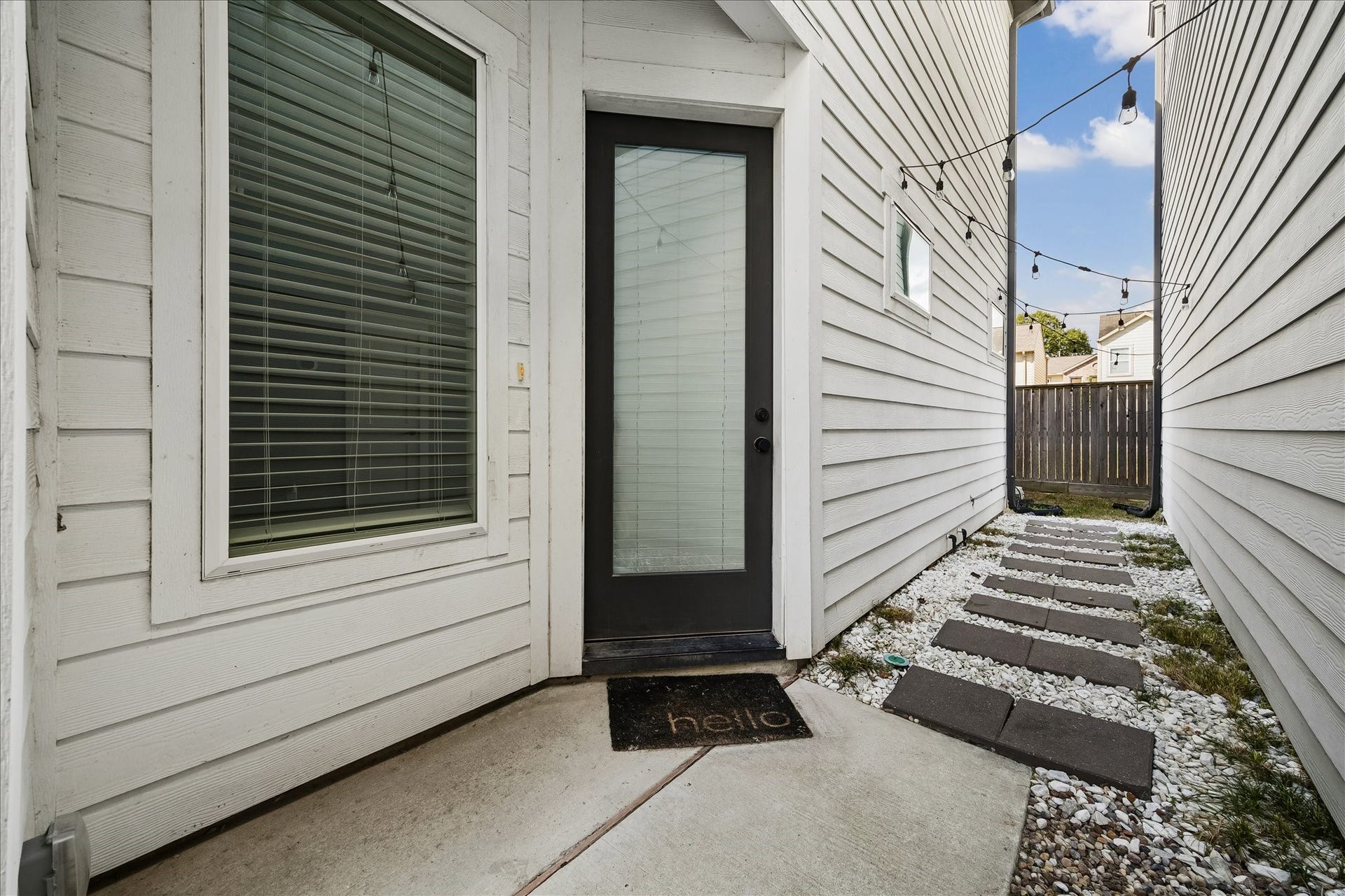 9010 Wellspring Drive, Houston, TX 77080 9010 Wellspring Drive, Houston, TX 77080
